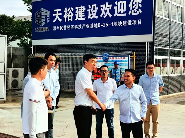 溫州灣新區管委會副主任應維勝一行蒞臨埃銳云產業基地調研指導